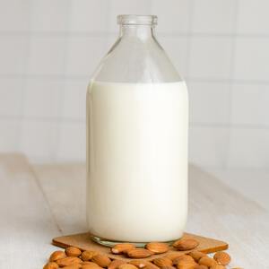 ნუშის რძე კალორიები