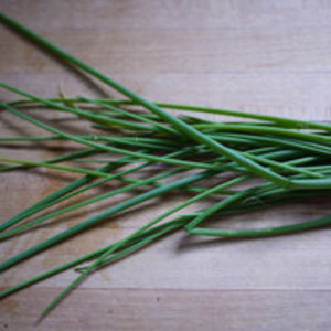 შნიტ-ხახვი (Chives) კალორიები